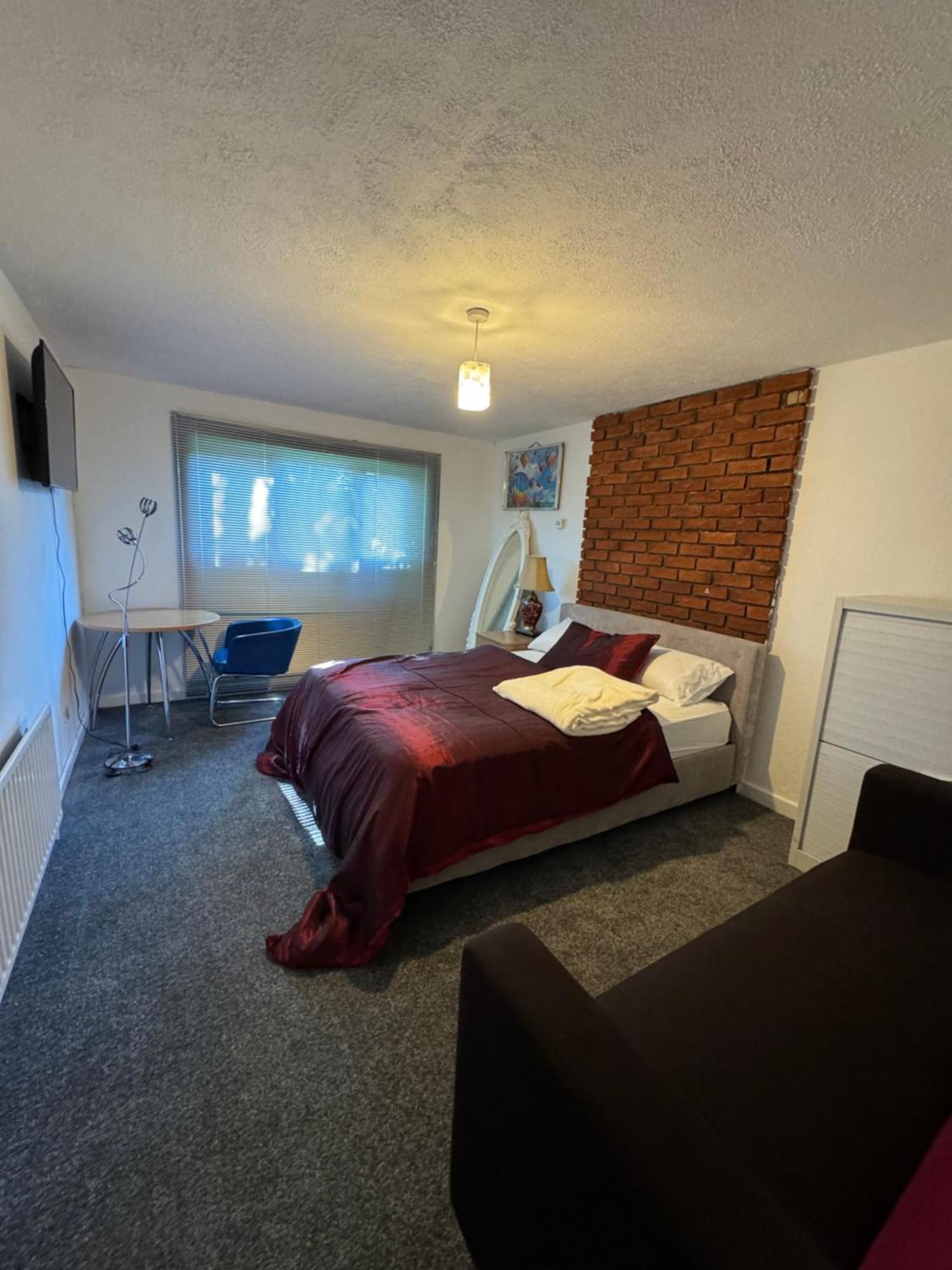 Transformative Housing Lismore Close นอตติงแฮม ภายนอก รูปภาพ